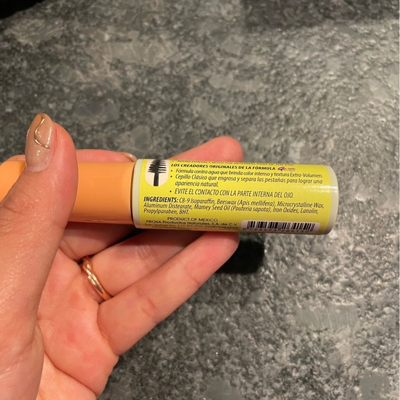 Prosa mamey mascara/ mamey seed oil formula - Picture 3 of 3